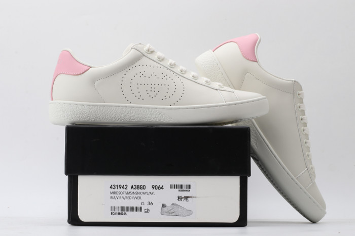 G*u*i low-top sneaker